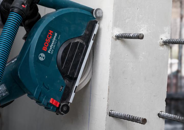 Actual product image Bosch Professional Zubehör EXPERT MultiMaterial diamond cutting discs, 230 x 22.23 x 2.4 x 15 mm