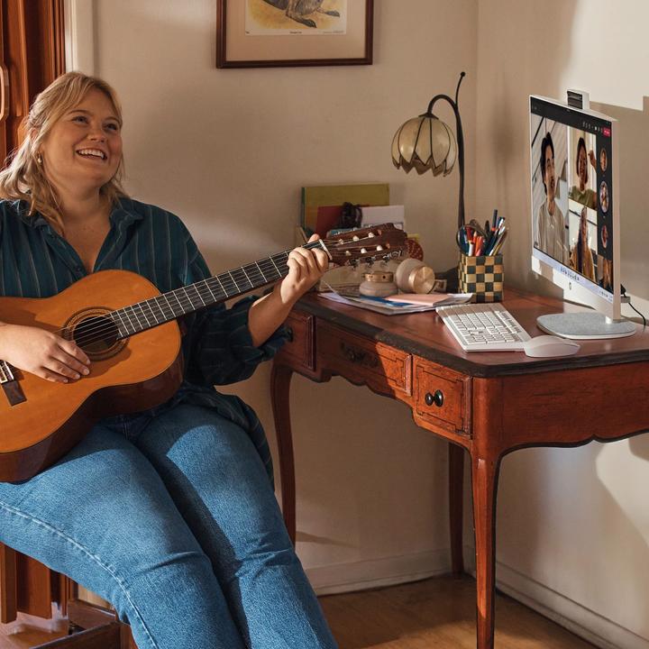 Actual product image HP 27-cr0008ss (512 GB, 16 GB, AMD Radeon Graphics)