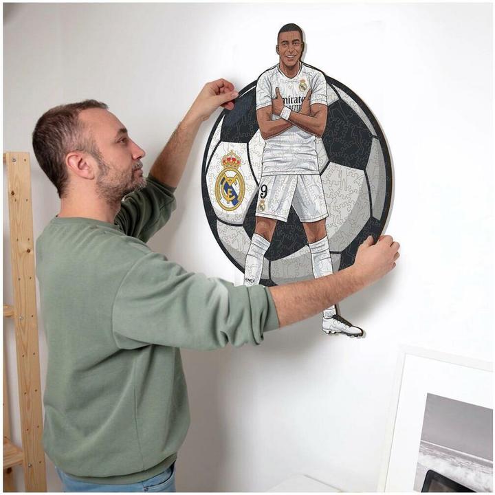 Image du produit Iconic Kylian Mbappé - Real Madrid - Puzzle en bois Taille M (270 pièces) (270 pièces)