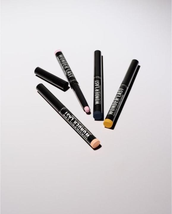 Actual product image Rimmel London Wonder'Last Shadow Stick (012 Mango Lassi)