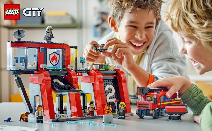 Image du produit LEGO 60414 Caserne de pompiers avec véhicule à échelle pivotante (60414, LEGO City)