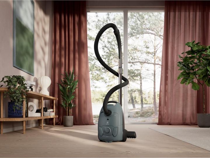 Actual product image Electrolux EB31C1DB Vacuum cleaner with bag 500 line EB51C1OG 78