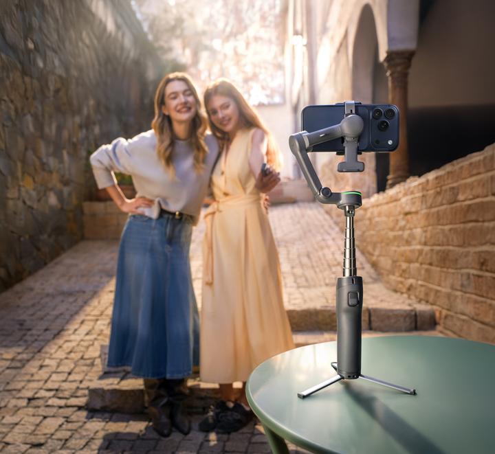 Actual product image DJI Osmo Mobile 8P Standard Combo (Smartphone, 0.30 kg)