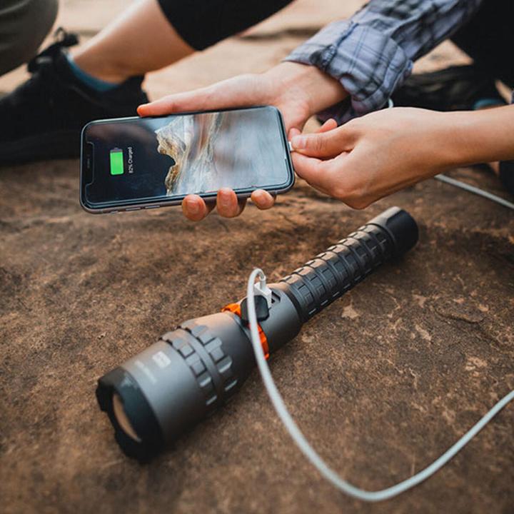 Actual product image Nebo DAVINCI 8000 LED-Taschenlampe (8000 lm)