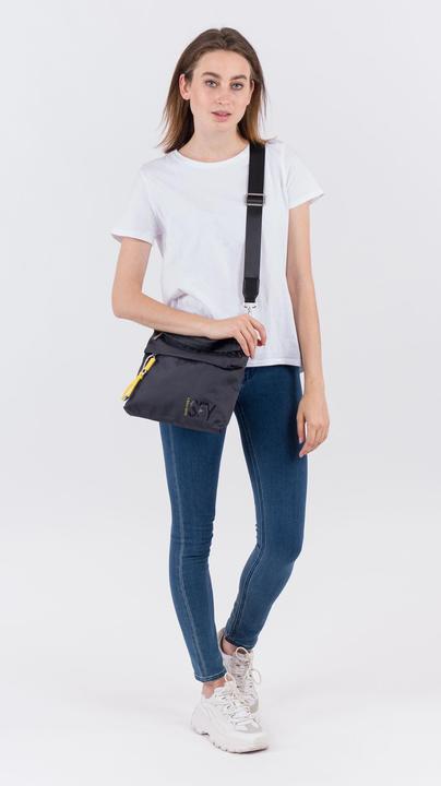 Actual product image Suri Frey Shoulder bag SURI Sports Marry