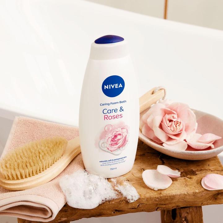 Produktbild NIVEA Pflegebad Care & Roses (750 ml)