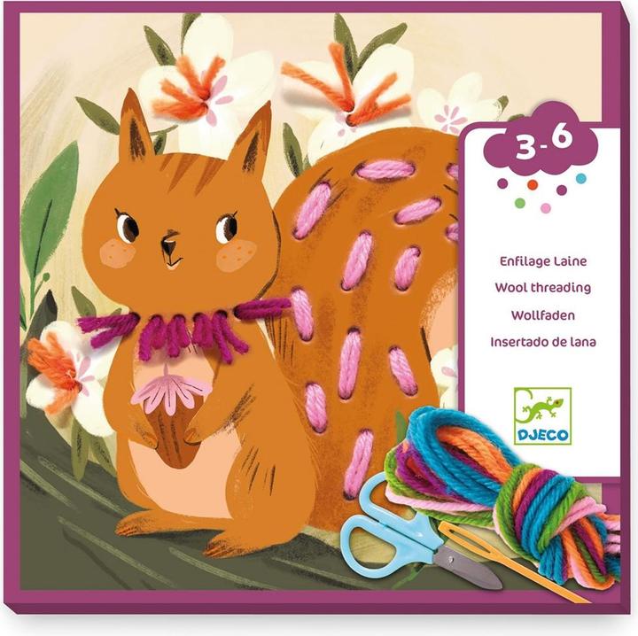 Actual product image Djeco Threading wool step by step