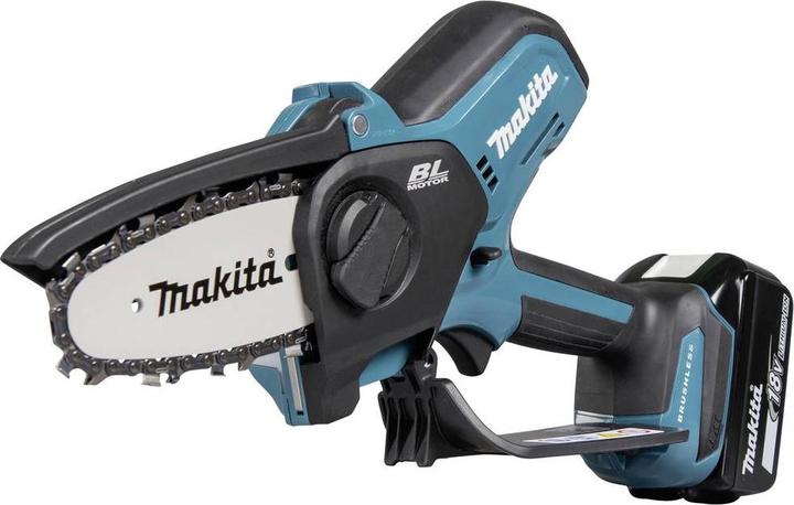 Productafbeelding Makita Snoerloze snoeizaag 18V / 3.0 Ah, 1 accu + lader (Accu kettingzaag)