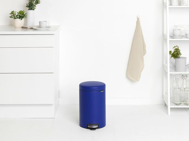 Actual product image Brabantia Pedal Bin Newicon 12 L Mineral Powerful Blue (12 l)