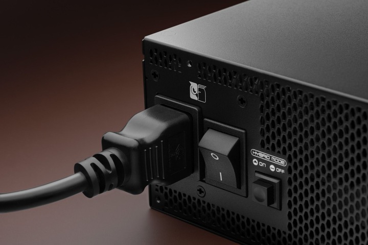 Produktbild Noctua PRIME TX-1600 Edition (schwarz, 2x 12VHPWR, 6x PCIe, Kabel-Management, 1600 Watt) (1600 W)