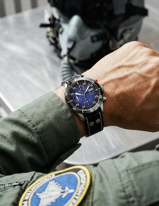 Produktbild Zeppelin 72183 (Chronograph, Sportuhr, Swiss Made, 43 mm)