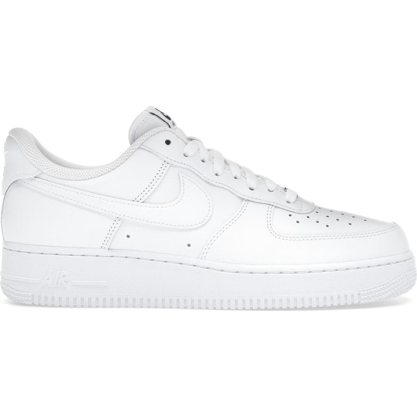 Nike, Donne, Sneaker, Air Force 1 Low '07 Flyease Triple White (Women's), Bianco, (41)