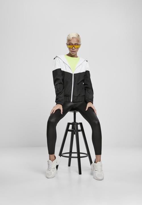 Actual product image Urban Classics Ladies Arrow Windbreaker (S)