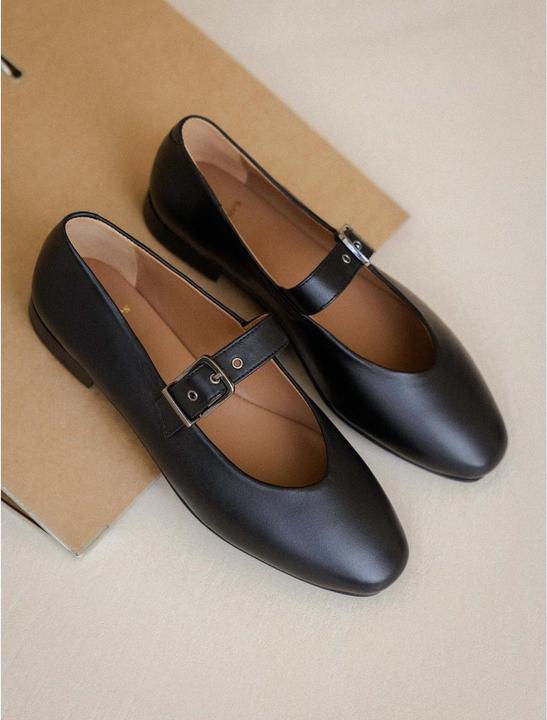 Actual product image Bobbies Mado (39)