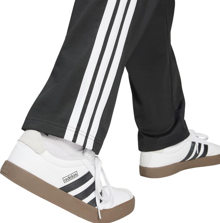 Actual product image Adidas 3-Stripes (M)