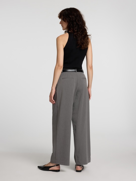 Produktbild Selected Femme Bundfalten Hose mit weitem Bein (38)
