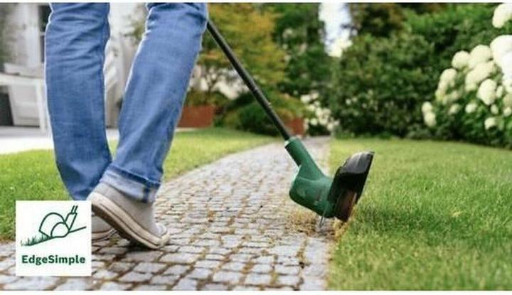 Immagine prodotto Bosch Home & Garden EasyMower 18V-32-200 (1x4,0Ah) + EasyGrassCut 18V-26 (Baretool) (Batteria ricaricabile)