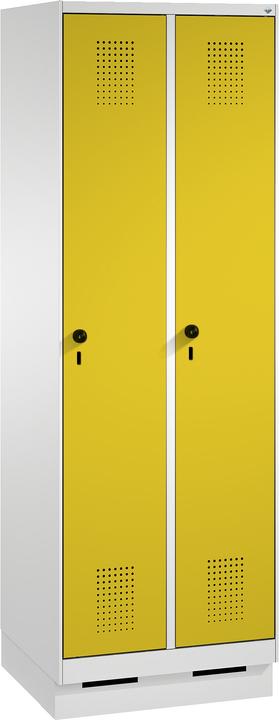 C+P Garderobenschrank S 3000 Evolo, Abteilbreite 30 cm, mit Sockel (60 cm, 195 cm)