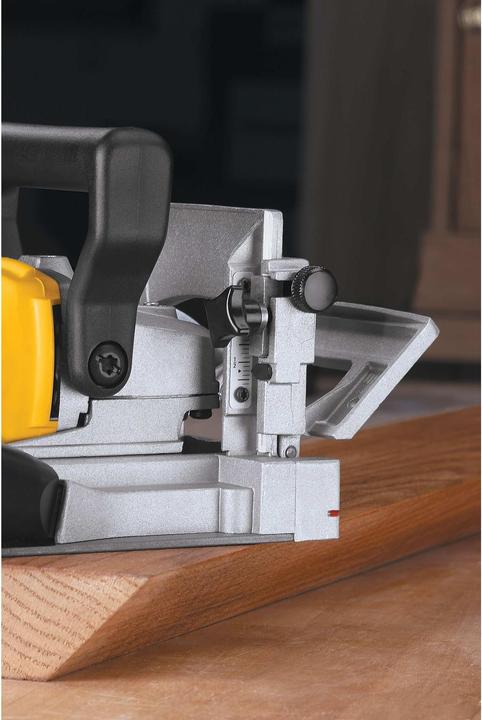 Produktbild DeWalt DW682K