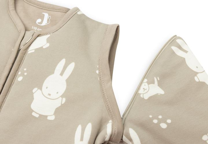 Produktbild Jollein Baby Schlafsack mit Abnehmbaren Ärmel 110cm Miffy Snuffy - Olive Green (110 cm, 3.5 TOG, Frühling, Herbst, Winter)