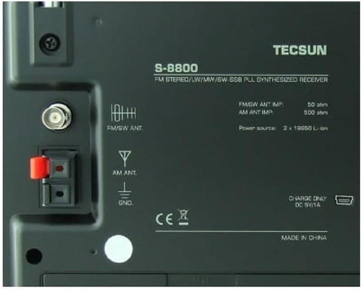 Produktbild Jetfon TECSUN S8800 Multiconversion radio receiver AMFMLWSWSSB (AM, FM, LW)