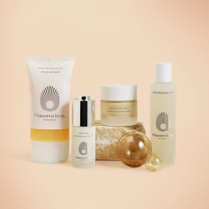 Actual product image Omorovicza Gentle Buffing Gelee (Cleansing scrub, 150 ml)