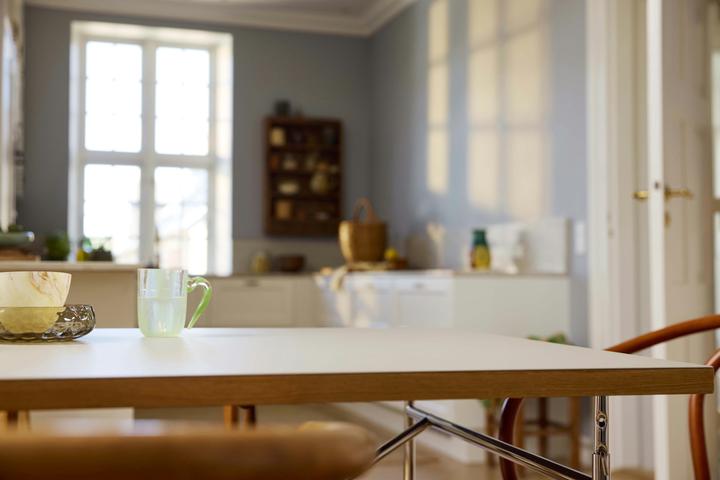 Image du produit LEGO Schöner Rosafarbener Blumenstrauss (10342, LEGO Icons, LEGO Botanical)