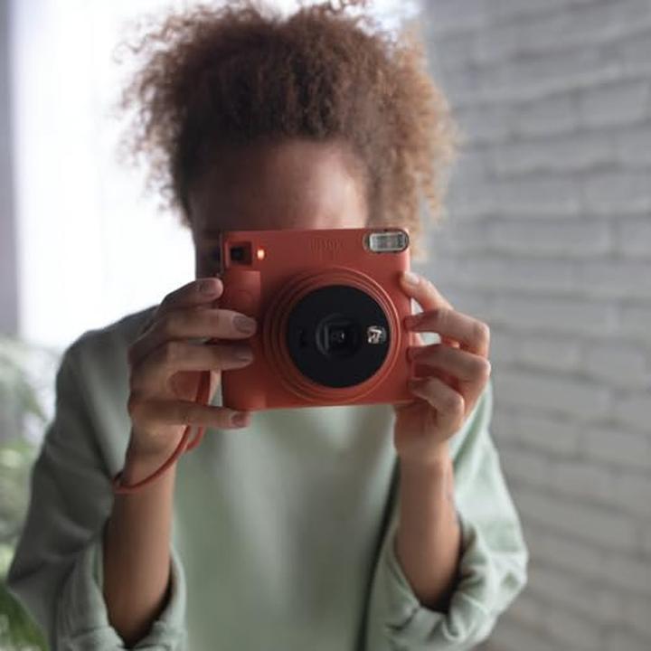 Actual product image Fujifilm instax Square SQ 1