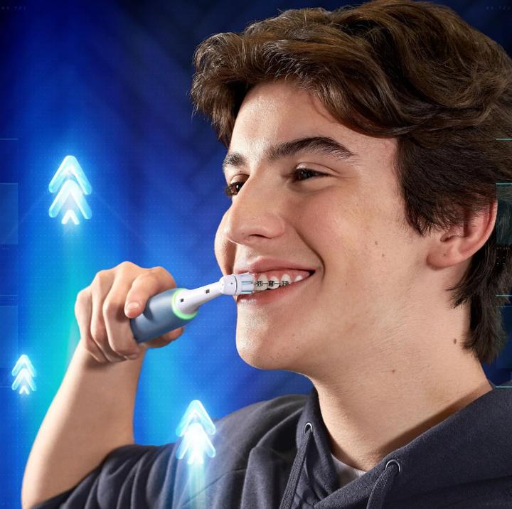 Image du produit Oral-B iO "My Way" Teens 10+ + brosse spéciale (Brosse à dents oscillo-rotative)