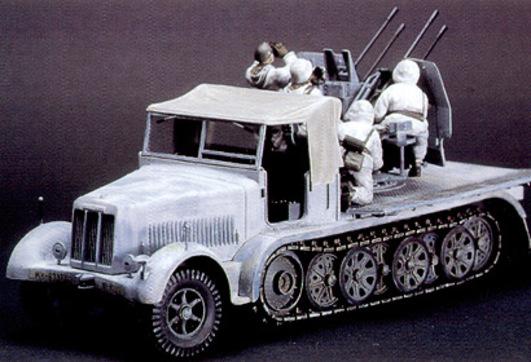 Produktbild Tamiya WWII Dt.Halbkette m.Vierl-Flak (5) 1:35