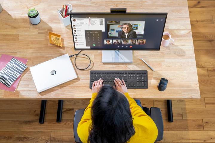 Produktbild HP E27d G4 (2560 x 1440 Pixel, 27")