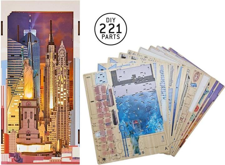 Actual product image Revell New York - Book Nook