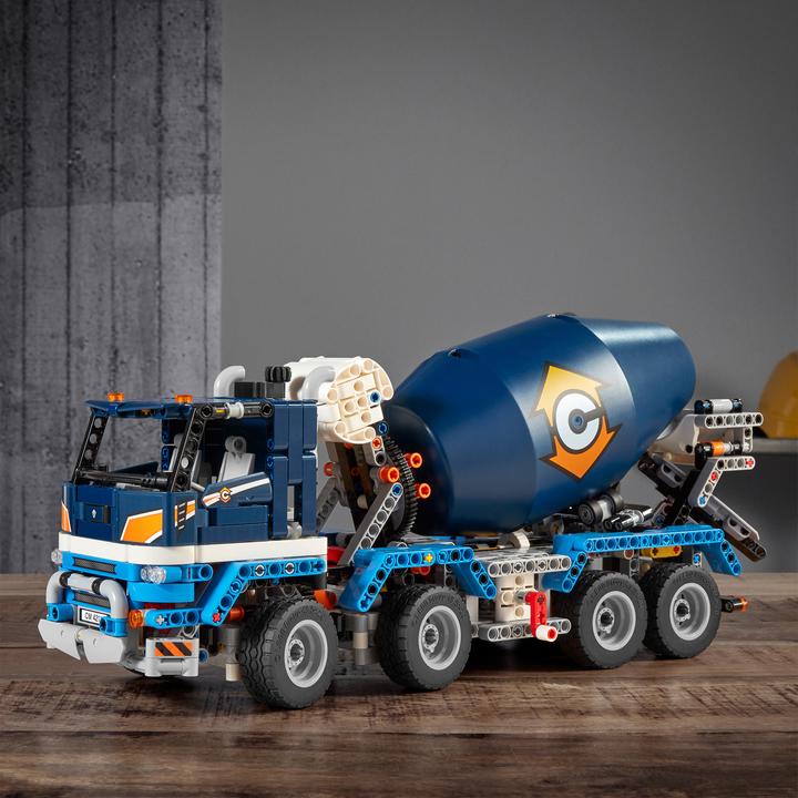 Actual product image LEGO Concrete mixer truck (42112, LEGO Technic)