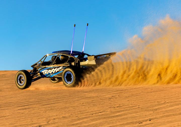 Produktbild Traxxas FUNCO RWD 8S VXL blau 1/6 Sand Car RTR Brushless, ohne Akku/Ladegerät (RTR Ready-to-Run)