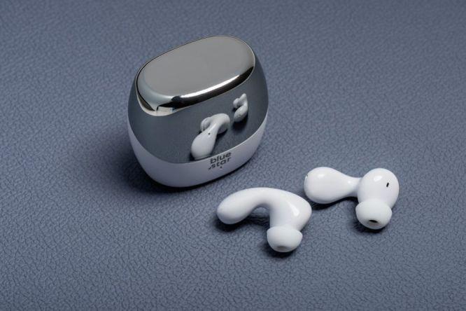 Actual product image BK92 headphones (NC, 4.50 h, Wireless)