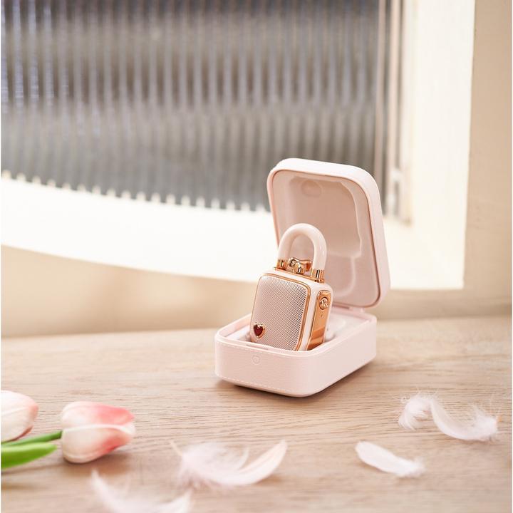Actual product image Divoom LoveLock (5 h, Rechargeable battery operated)