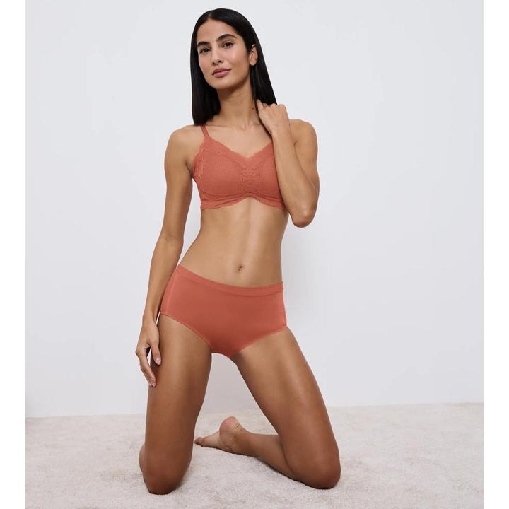 Produktbild Triumph Maxislip Red Label Smart Natural (34, Einzelpack)