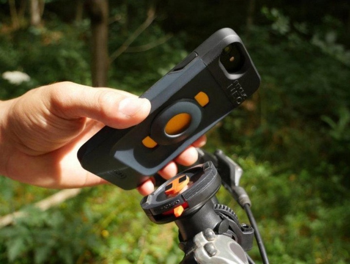 Actual product image Tigra FitClic Neo Bike Kit Apple iPhone 6/6S/7/8/SE (2020)