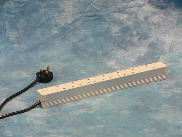 Actual product image Schroff Power strip (7x, BS 546)