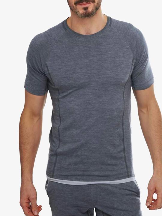 Actual product image Dagsmejan Stay Warm T Shirt (50)