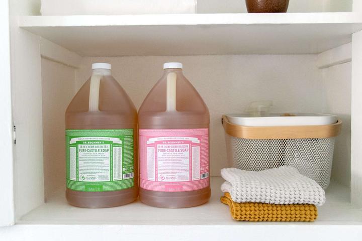 Image du produit Dr. Bronner's Thé vert 3.8L (Savon liquide, 3800 ml)