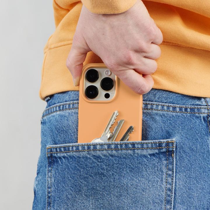 Produktbild Hama Fantastic Feel (Apple iPhone 15 Pro)