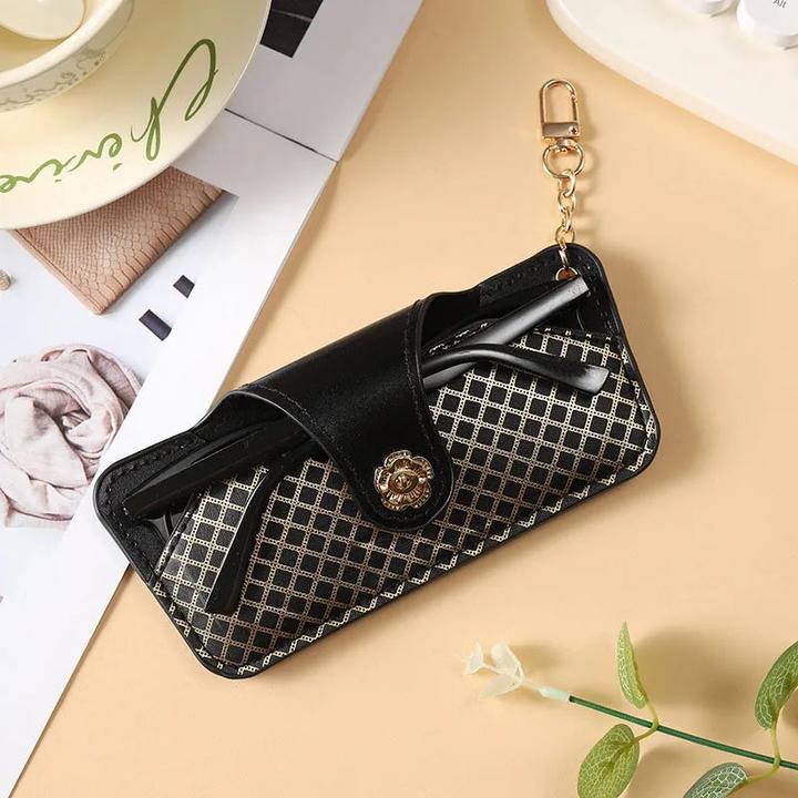 Actual product image Only-Bags.Store Houndstooth gedruckt Brillenhalter mit Schlüsselanhänger, Vintage Brillenetui, tragbare