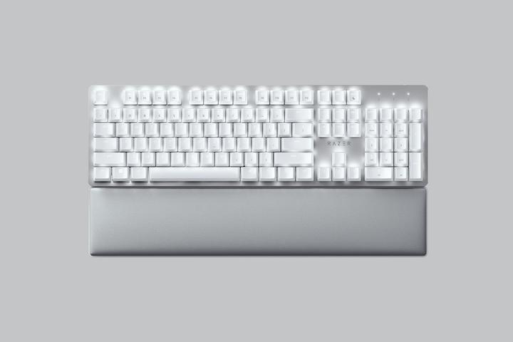 Actual product image Razer Pro Type Ultra (DE, Wireless, Cable)