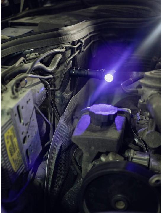 Produktbild ArmyTek Wizard C2 WUV Multifunktionslampe white & ultraviolet (11.20 cm, 1100 lm)