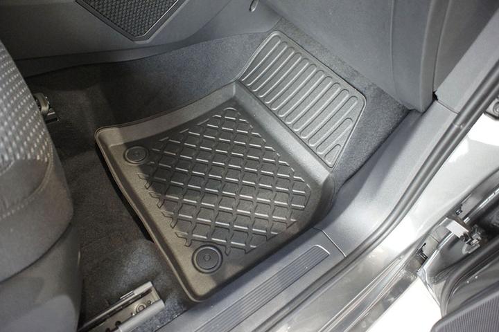 Actual product image Aristar All-weather floor mats for VW Touran from 2015 to today (1 set of 4 floor mats)