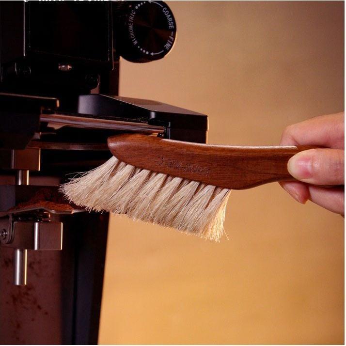 Actual product image MHW 3Bomber Knife shaped brush