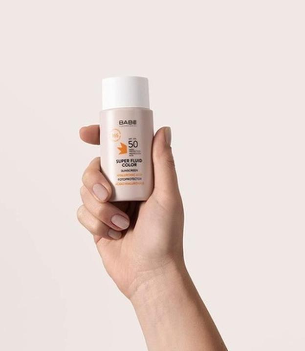 Produktbild Babe Super Fluid Color Sunscreen SPF50 50ml (Sonnencreme, SPF 50, 50 ml)