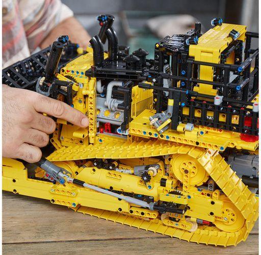 Produktbild LEGO Cat D11 Bulldozer (42131, LEGO Technic)