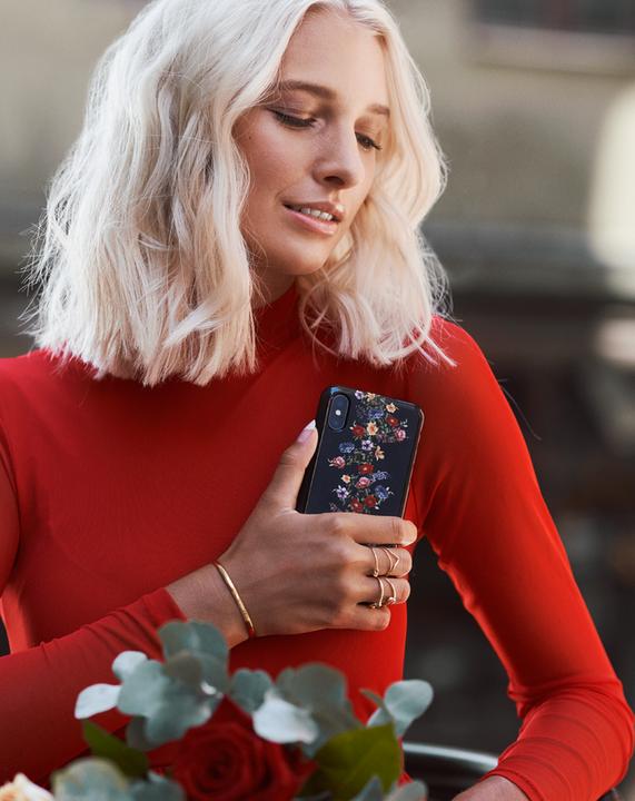 Actual product image iDeal Of Sweden Dark Floral (Apple iPhone 11 Pro)